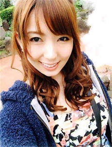 小莹客厅激情46章至51章视频