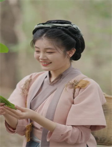 皇帝不在的八月